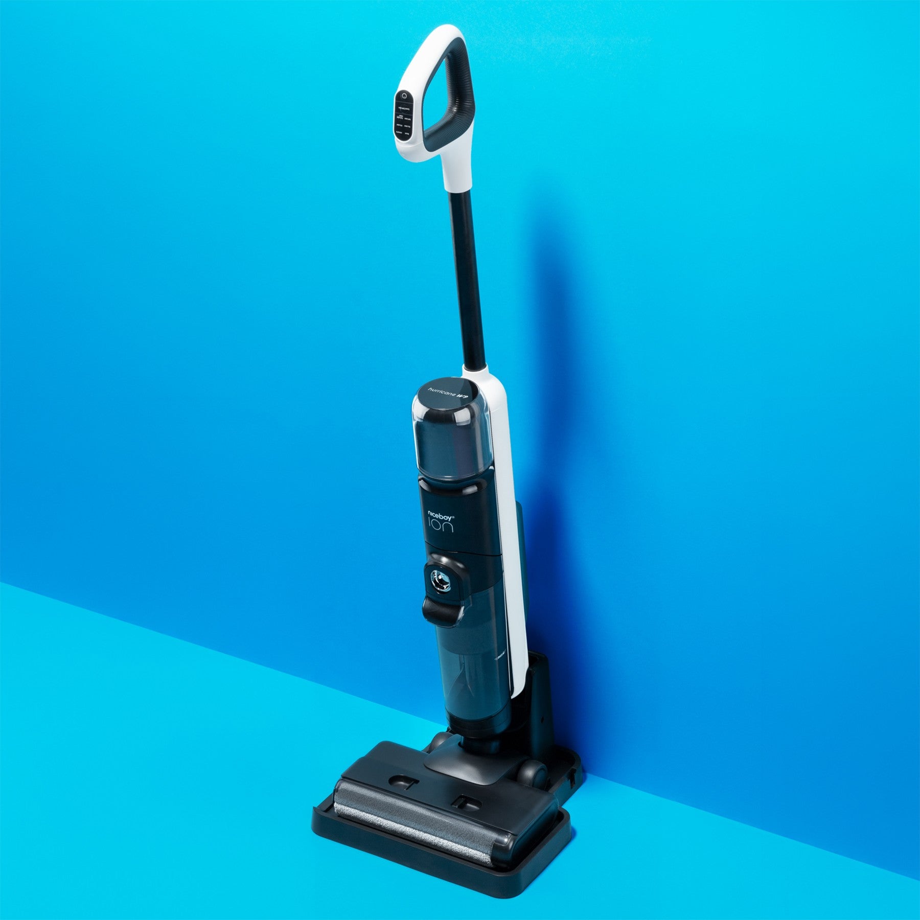 Akciový set Hurricane W9 + 3× SmartBulb RGB E27 12W